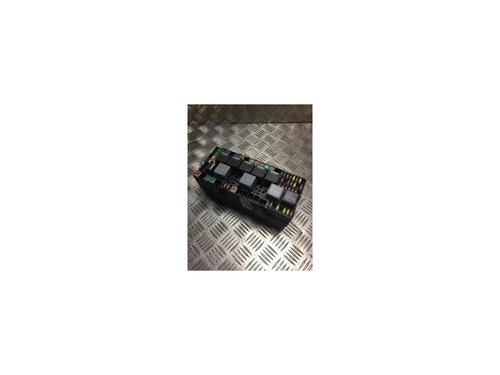 Used Fuse box FORD TRANSIT V363 Van (FCD, FDD) 2.2 TDCi (125 hp) 27561543