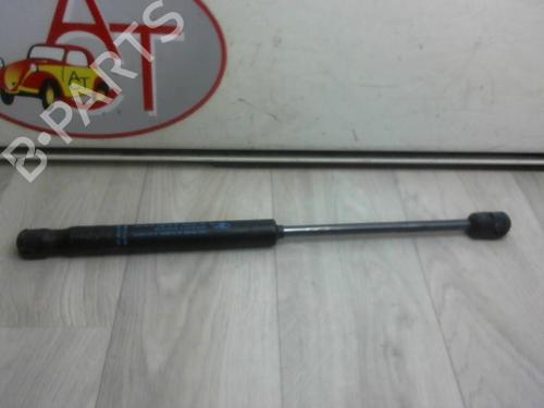 Used Tailgate lift support PEUGEOT 407 (6D_) 2.0 HDi 135 (6DRHRH, 6DRHRE, 6DRHRG, 6DRHRJ) (136 hp) 13128271