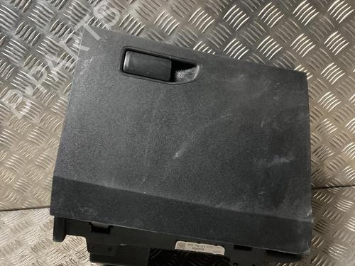 Used Glove box Glove box PEUGEOT 5008 II (MC_, MJ_, MR_, M4_) 1.5 BlueHDi 130 (MCYHZJ, MCYHZR, MCYHZX) (131 hp) 36262792 36262792