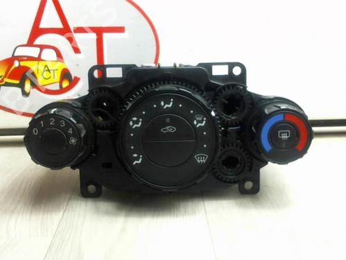 Airco bedieningspaneel FORD FIESTA VI (CB1, CCN) 1.6 Ti (134 hp) 22917573