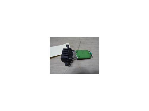 Used Heater resistor CITROËN JUMPY II (VF7) 1.6 HDi 90 16V (90 hp) 13274713