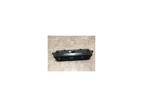 Used Warning switch DACIA SANDERO III 1.0 SCe 65 (67 hp) 19921705