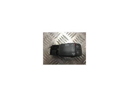 Used Switch DACIA SANDERO II 1.0 SCe 75 (B8JC, B8JD) (73 hp) 24589761