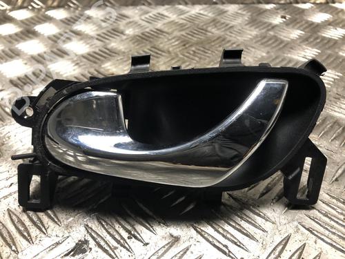 Used Rear left interior door handle NISSAN QASHQAI II (J11, J11_) 1.2 DIG-T (115 hp) 31244137