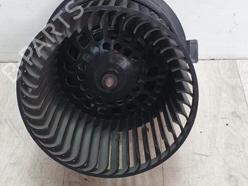 Used Heater blower motor PEUGEOT 208 I (CA_, CC_) 1.6 HDi (92 hp) 13289394