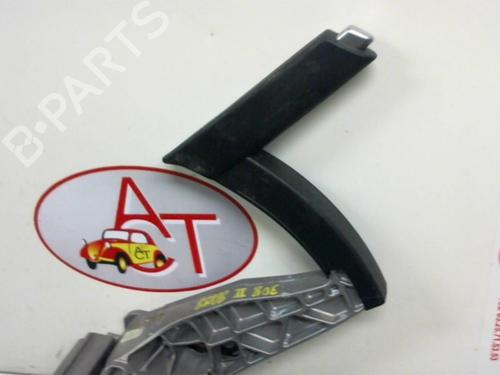 Hand brake PEUGEOT 308 II (LB_, LP_, LW_, LH_, L3_) 1.6 BlueHDi 120 | BP13130779I18