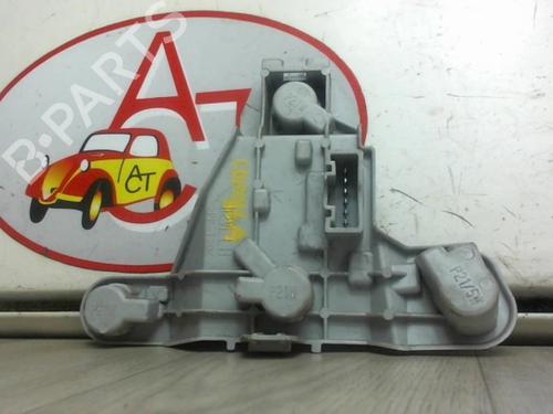 Used Licence plate light TOYOTA COROLLA (_E12_) 1.4 D (NDE120_, NDE120R) (90 hp) 13290421