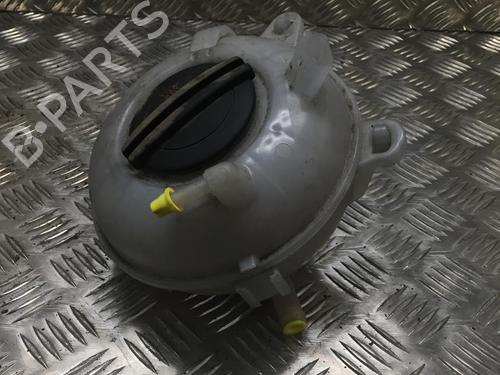 expansion-tank-vw-golf-vii-5g1-bq1-be1-be2-2012-2013-2014-2015-2016-2017-2018-2019-2020-2021-25306177 main image