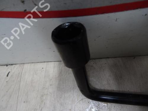 other-citroen-c3-aircross-ii-2r_-2c_-16-bluehdi-100-2cbhyb-2017-13134678 main image