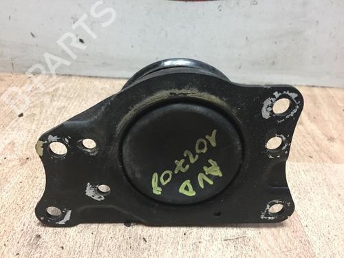 Used Engine mount VW POLO V (6R1, 6C1) 1.6 TDI (90 hp) 25799567