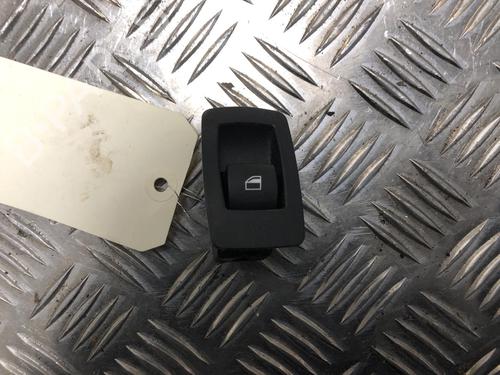 Venstre bagtil elrude kontakt BMW 3 (E90) 320 d (163 hp) 31186387