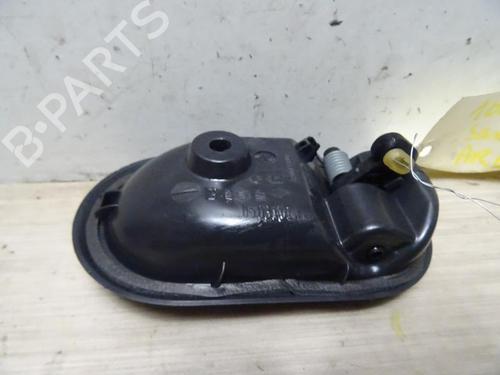 Venstre bak invendig håndtak DACIA SANDERO 1.4 (BS0C, BS0A, BS0G, BS1F, BS0E) (75 hp) 13036348