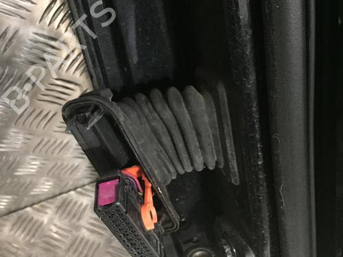 Right front door VW PASSAT B6 (3C2) 2.0 TDI 16V | BP25306468C3 