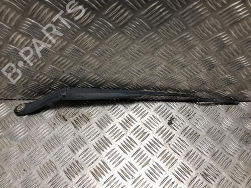 Used Front windshield wiper arm Front windshield wiper arm 37489882 37489882