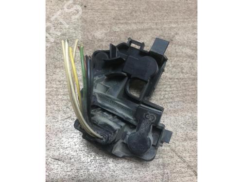 Lampa oświetlenia tablicy rejestracyjnej PEUGEOT 206 Hatchback (2A/C) 1.4 i | BP21171670I40 