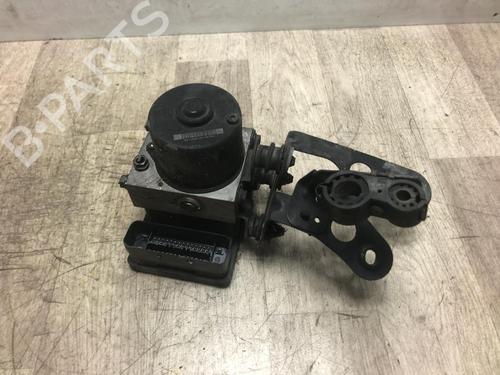 Used ABS pump VW TOURAN (1T1, 1T2) 2.0 TDI 16V (140 hp) 20628074