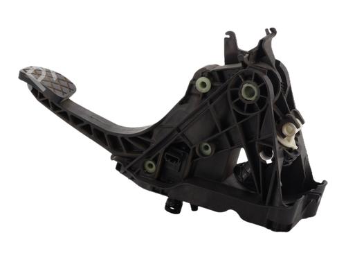 Clutch pedal VW PASSAT B8 (3G2, CB2) 1.4 TSI | BP40538040I13 - Image 4
