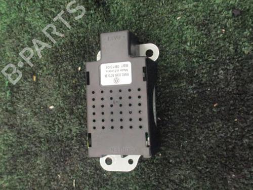 Used Electronic module VW GOLF VI (5K1) 1.6 TDI (105 hp) 23869846