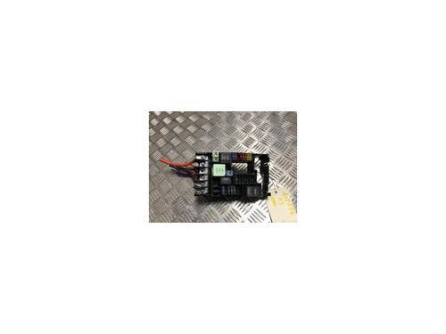 Used Fuse box AUDI A3 Sportback (8VA, 8VF) 35 TFSI (150 hp) 25701945