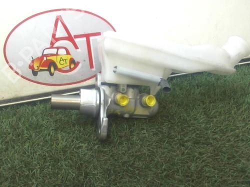 Brake master cylinder MERCEDES-BENZ GLA-CLASS (X156) GLA 180 CDI / d (156.912) | BP13037803M77