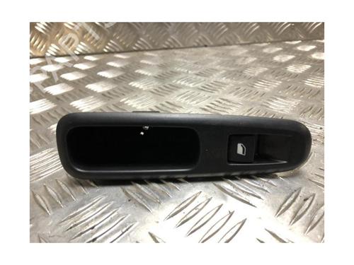 Right rear window switch CITROËN C3 / C3 ORIGIN III (SX) 1.6 BlueHDi 100 | BP24491548I28 
