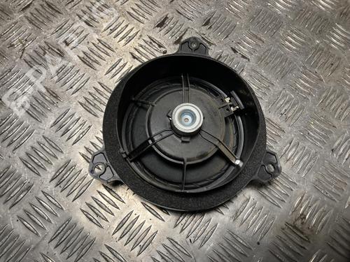 Coluna de som TOYOTA YARIS (_P9_) 1.4 D-4D (NLP90_, NLP90R) (90 hp) 31201787