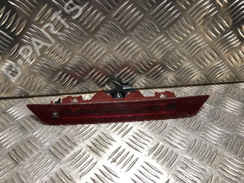 Troisième feu stop DACIA SANDERO III 1.0 TCe 90 (91 hp) 31246165