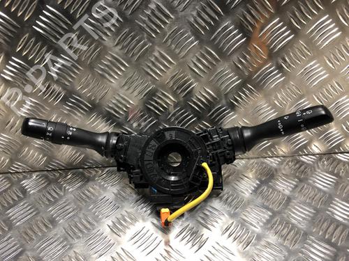 Used Steering column stalk TOYOTA YARIS (_P9_) 1.4 D-4D (NLP90_, NLP90R) (90 hp) 31201801
