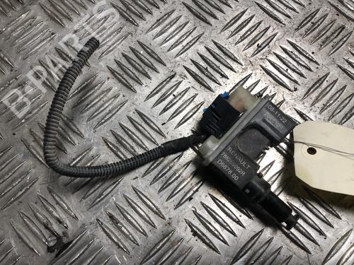 switch-renault-captur-ii-hf_-2020-33677285 main image