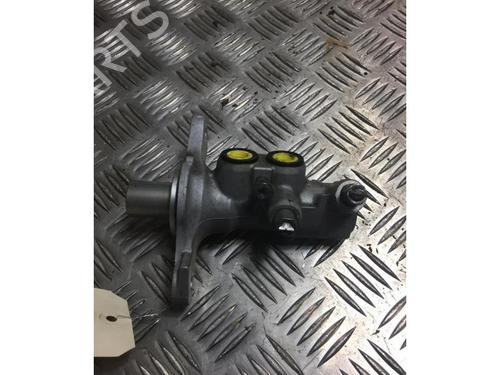 Brake master cylinder RENAULT CAPTUR I (J5_, H5_) 1.5 dCi 90 (J5N4, J5M5, J5MW, J5M6, J5AL, J5AJ) | BP25307088M77 