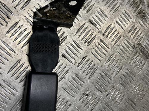 Engache cinturón Engache cinturón PEUGEOT 208 I (CA_, CC_) 1.6 HDi (92 hp) 33556354 33556354