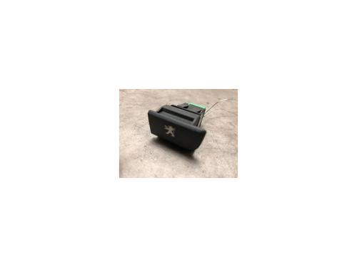 Used Switch PEUGEOT 3008 I MPV (0U_) 1.6 BlueHDi 120 (120 hp) 20634212
