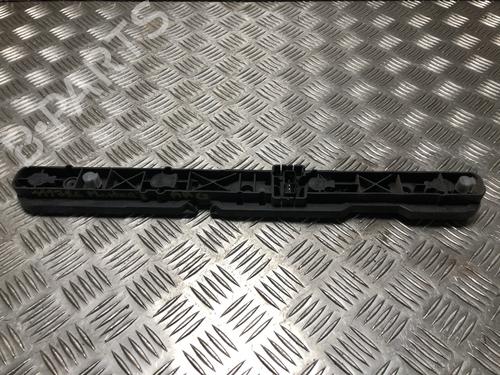 Nummerpladelys Nummerpladelys RENAULT MASTER III Van (FV) 2.3 dCi 100 FWD (FV0A, FV0B, FV0G, FV0K, FV0H) (101 hp) 34039026 34039026