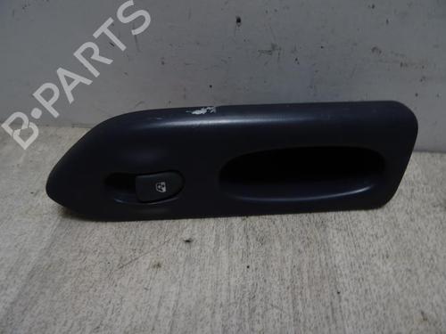 Used Right rear window switch RENAULT ESPACE III (JE0_) 2.2 dCi (JE0S) (115 hp) 12977664