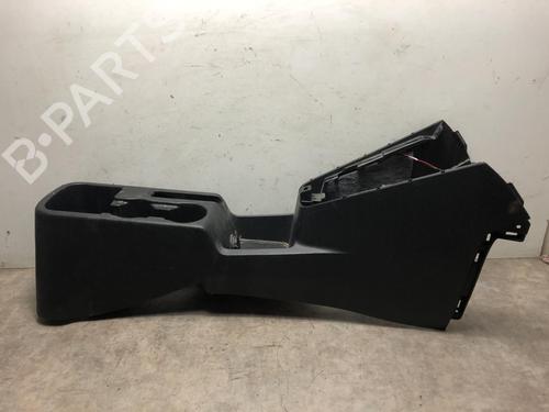 Used Middle console KIA VENGA (YN) 1.6 CRDi 115 (116 hp) 31197428