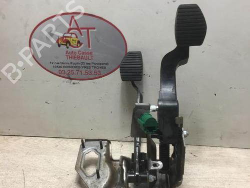 Used Pedal PEUGEOT 208 I (CA_, CC_) 1.6 HDi (92 hp) 13261300
