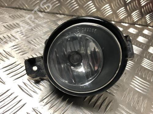 Used Right front fog light RENAULT CLIO III (BR0/1, CR0/1) 1.2 16V (BR02, BR0J, BR11, CR02, CR0J, CR11) (75 hp) 25338203