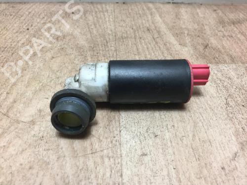 Used Washer pump TOYOTA COROLLA Verso (ZER_, ZZE12_, R1_) 2.0 D-4D (CUR10_, CUR10R) (116 hp) 13226165