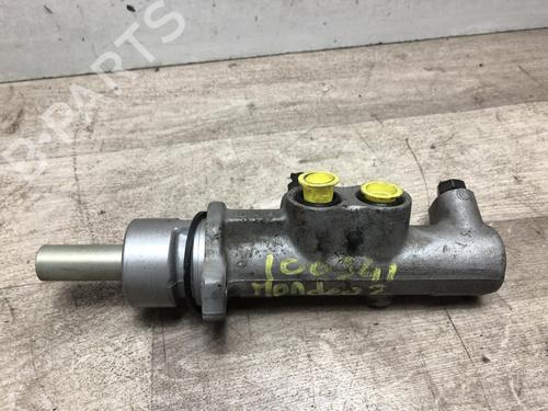 Used Brake master cylinder FORD MONDEO III Saloon (B4Y) ST220 (226 hp) 28573299