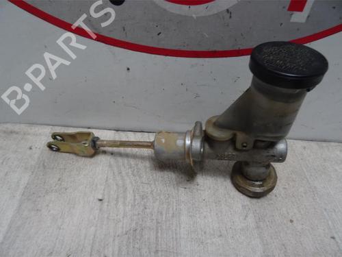 Used Clutch slave cylinder NISSAN PICK UP (D22) 2.5 Di 4WD (133 hp) 13129899