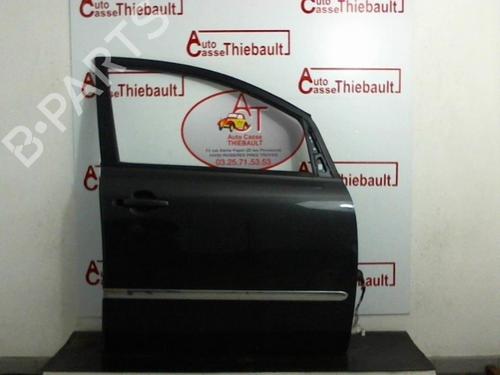 Dør høyre foran TOYOTA AVENSIS VERSO (_M2_) 2.0 D (CLM20_, CLM20R) (116 hp) 31201624