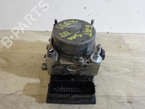 Used ABS pump FIAT 500 (312_) 1.2 (312AXA1A) (69 hp) 23186567