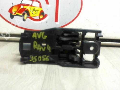 Venstre foran invendig håndtak TOYOTA RAV 4 II (_A2_) 2.0 D 4WD (CLA20_, CLA21_, CLA20R, CLA21R) | BP12974432I13 