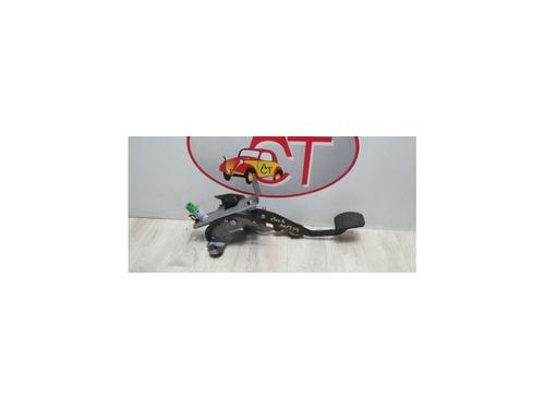 Used Break pedal RENAULT CLIO IV (BH_) 0.9 TCe 90 (BHNF, BHMA, BHMH, BHJK, BHJR) (90 hp) 23127960