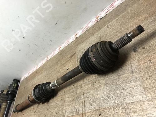 Used Right front driveshaft RENAULT CLIO III (BR0/1, CR0/1) 1.5 dCi (BR17, CR17) (86 hp) 28287574