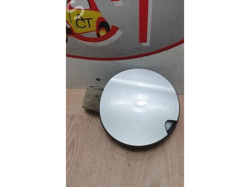 Fuel flap PEUGEOT 208 I (CA_, CC_) 1.6 HDi / BlueHDi 75 | BP13278878C131