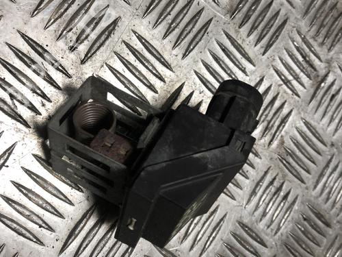 Used Heater resistor PEUGEOT 208 I (CA_, CC_) 1.0 VTi (68 hp) 32193052