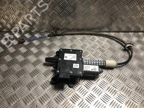 Used Electric handbrake Electric handbrake DS DS 4 / DS 4 CROSSBACK (NX_) 1.6 BlueHDi 120 (120 hp) 33818421 33818421