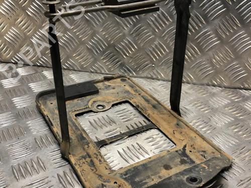 Støtte MERCEDES-BENZ SLK (R170) 200 (170.435) (136 hp) 23567774