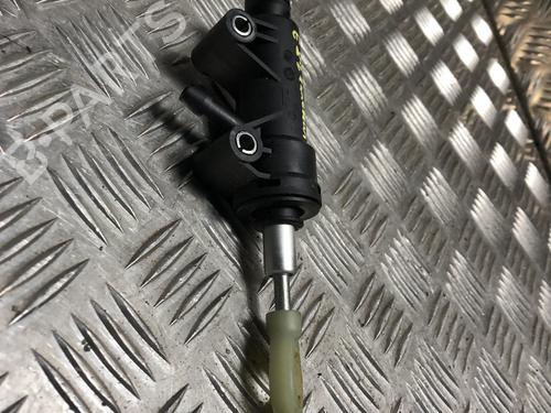 Clutch slave cylinder BMW 1 Coupe (E82) 118 d | BP31186121M113